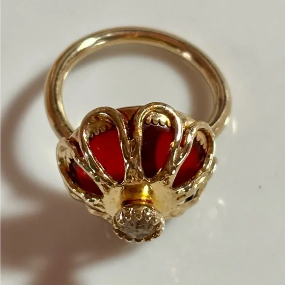 Vintage (70’s) Sarah Coventry Goldtone Crown Ring with Crystal and Red Cabochon - Picture 2 of 4